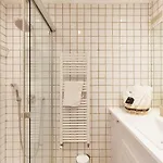 Maison Plein D Options Yourhosthelper * グリモー