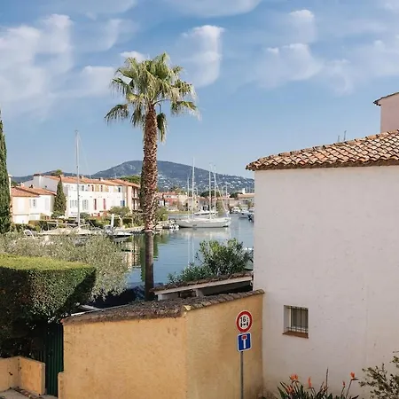 Maison Un Ponton Plein D Options Yourhosthelper Grimaud