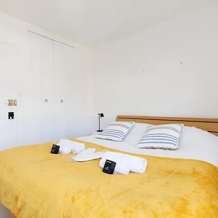 Maison Plein D Options Yourhosthelper Villa