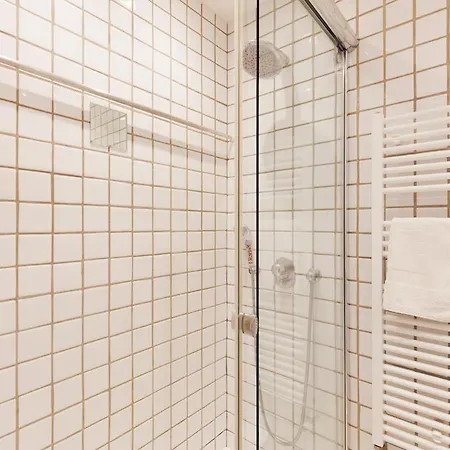 Maison Plein D Options Yourhosthelper Villa
